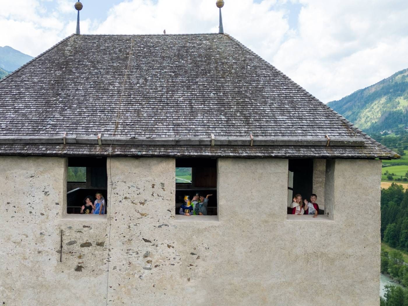 Einmal auf den Bergfried (c) Museum Schloss Bruck, Foto Markus Mayr