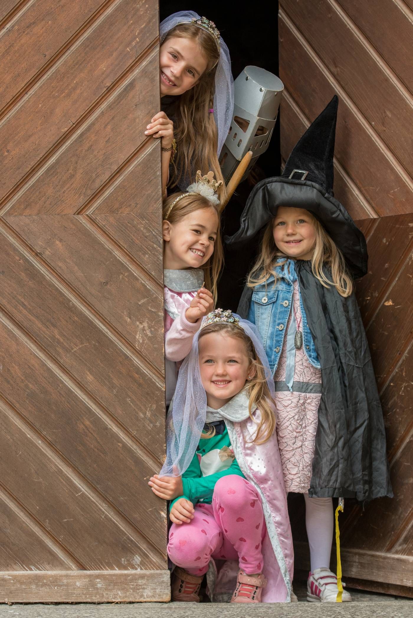 Kinder im Schloss Bruck (c) Markus Mayr