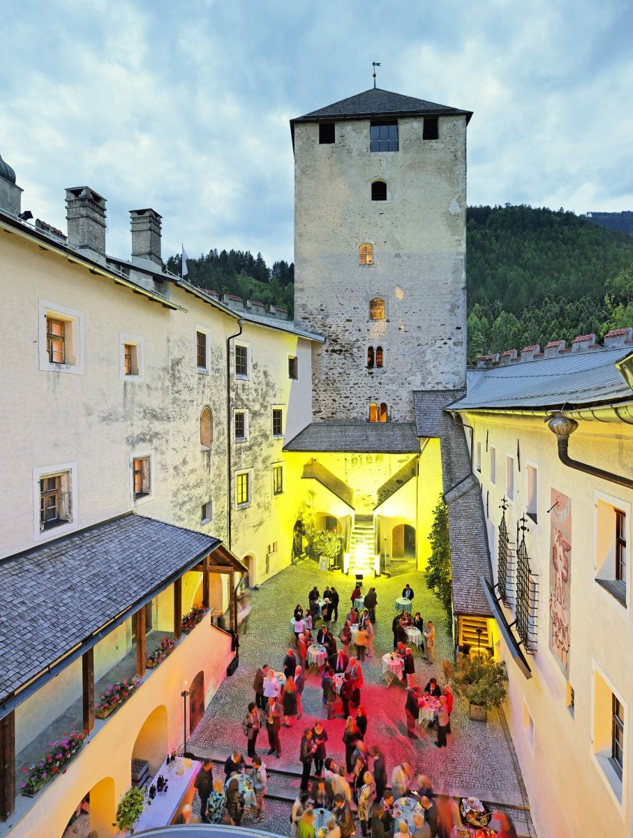 (c) Wolfgang Retter